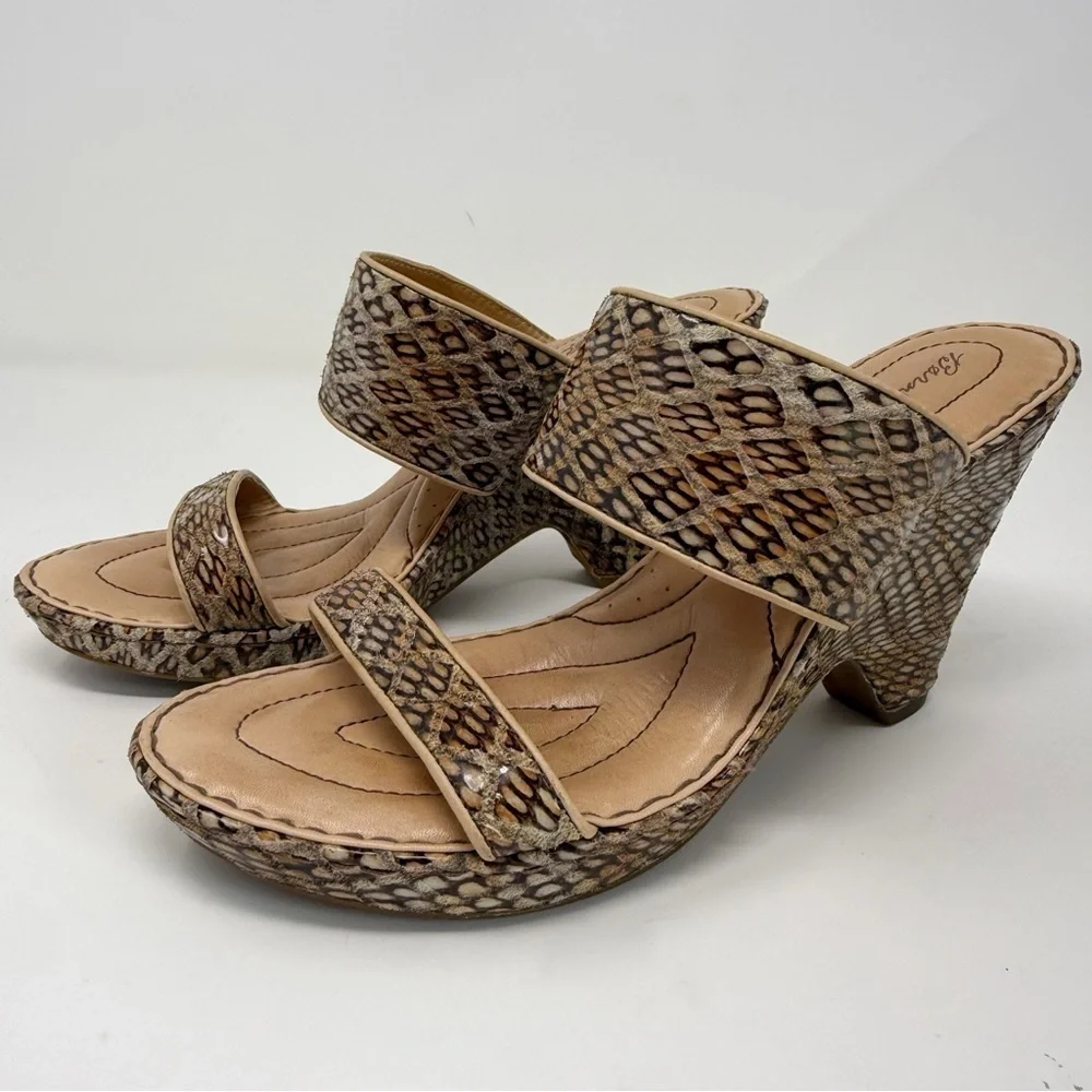 Born Crown women’s Skyler Terra Snake Print Wedge Sandals size 7